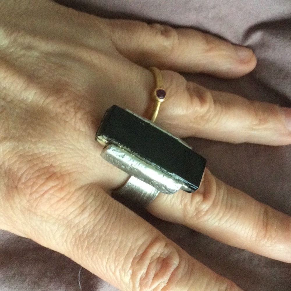 Silver ring - Picture 3 of 4